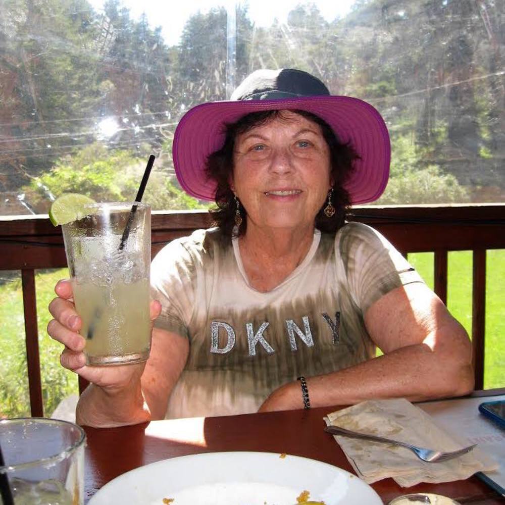 Meet your Posher, Lisa